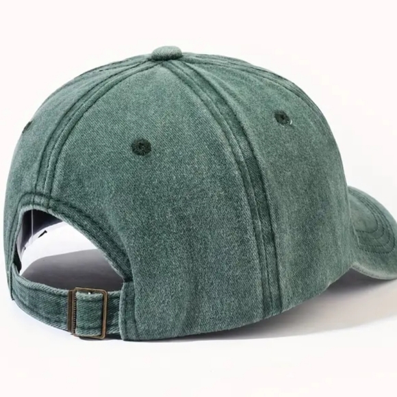 St. Patty's Day Lucky Clover Hat - Picture 4 of 6